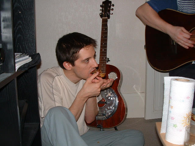 20020510 2310 18 chez dim