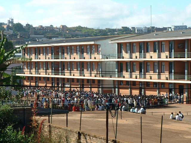 200304 350 Madagascar