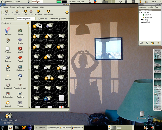 Gnome2 06 nautilus Gaim gkrellm